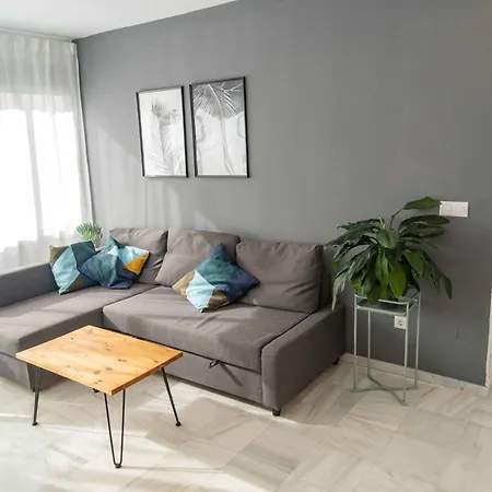 Central Penthouse With Large Private Terrace, 2 Bd Tarifa