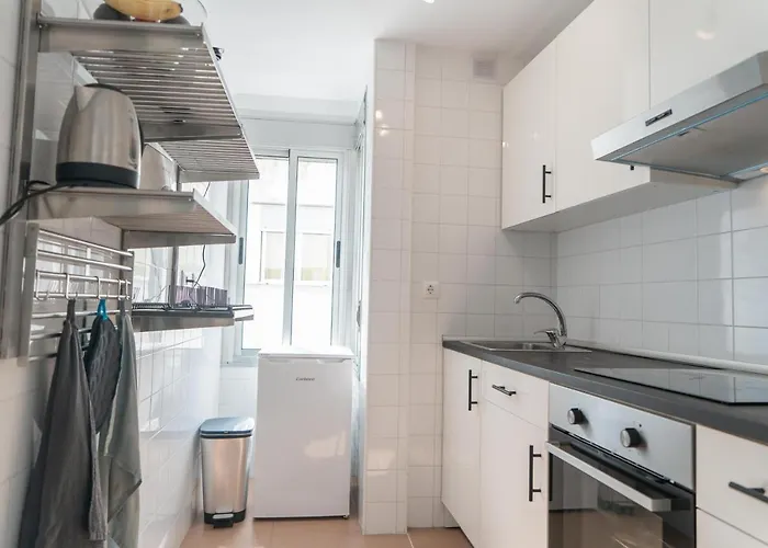 Appartement Central Penthouse With Large Private Terrace, 2 Bd Tarifa